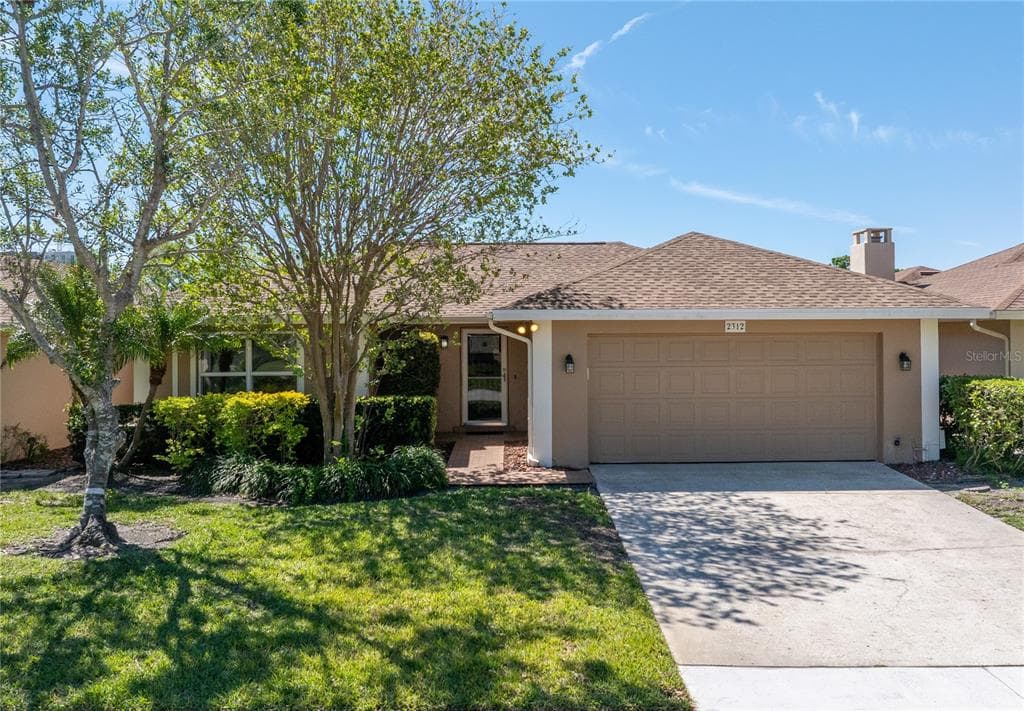 2312 HERON CIRCLE CLEARWATER, FL 33762