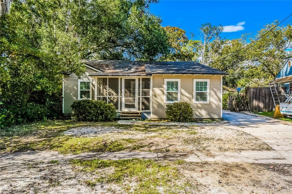 4777 CAMBRIDGE ROAD JACKSONVILLE, FL 32210
