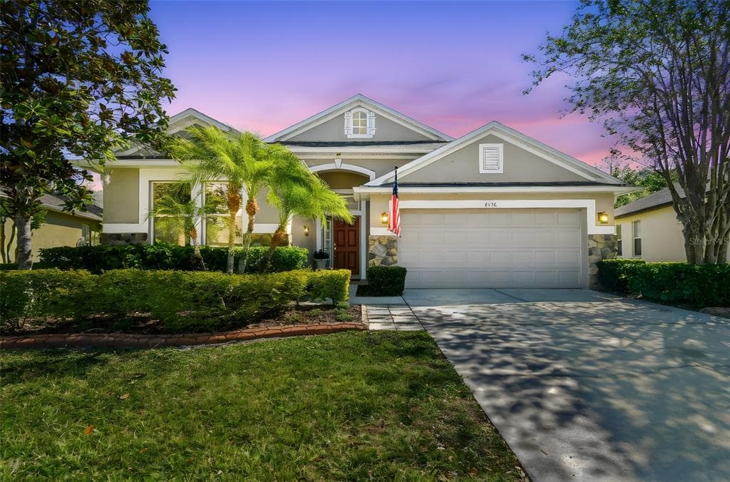 4336 WATERVILLE AVENUE WESLEY CHAPEL, FL 33543