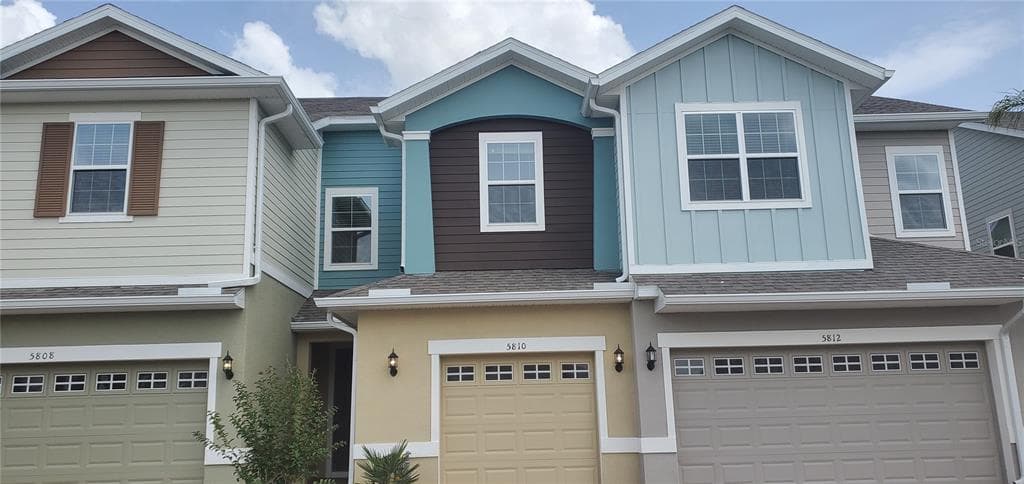 5810 SPOTTED HARRIER WAY LITHIA, FL 33547