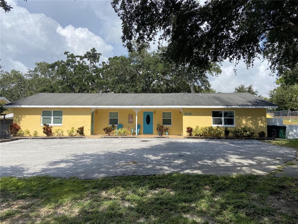 1009 SUMNER BOULEVARD UNIT C SAFETY HARBOR, FL 34695