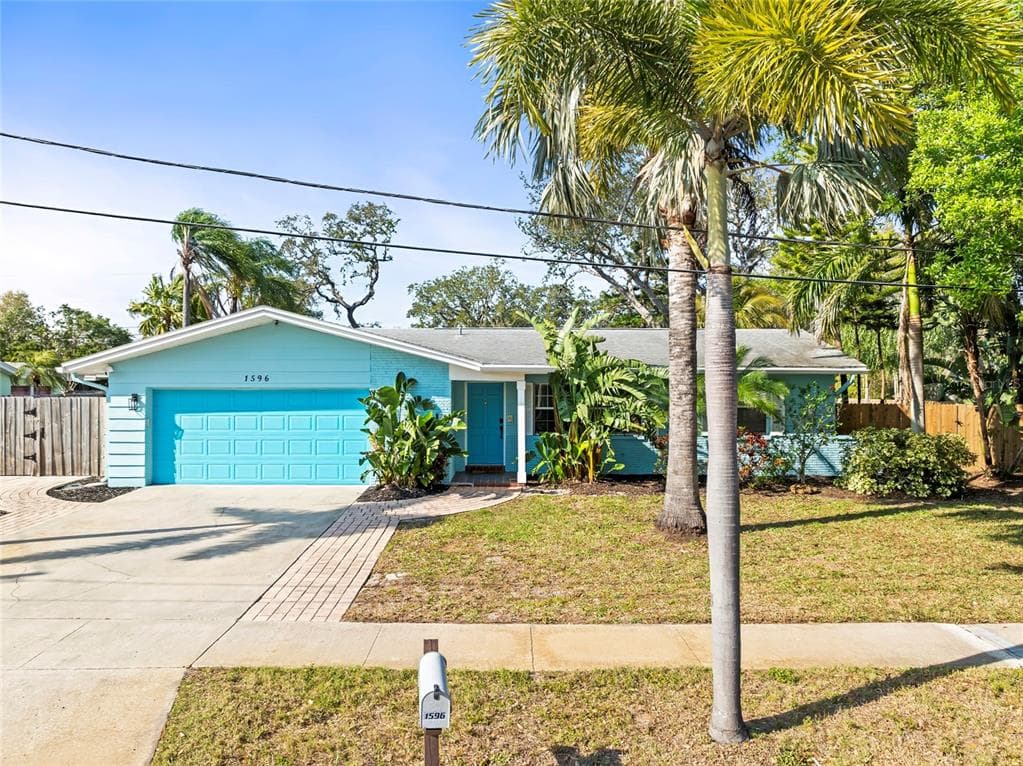 1596 IDLE DRIVE CLEARWATER, FL 33756