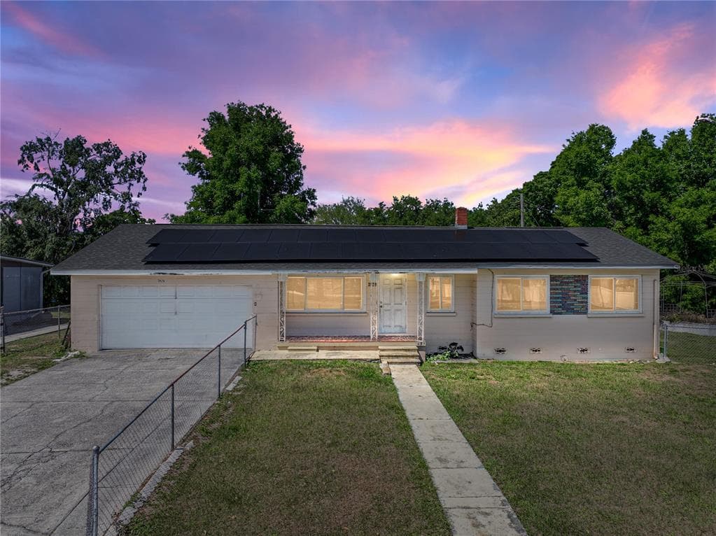3928 CHERRY WAY LAKELAND, FL 33805