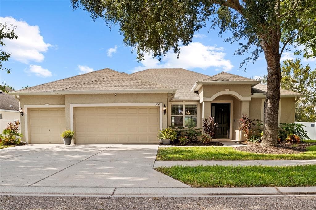 504 ARCH RIDGE LOOP SEFFNER, FL 33584