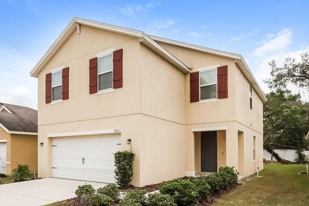 10123 HAWK STORM AVENUE TAMPA, FL 33610