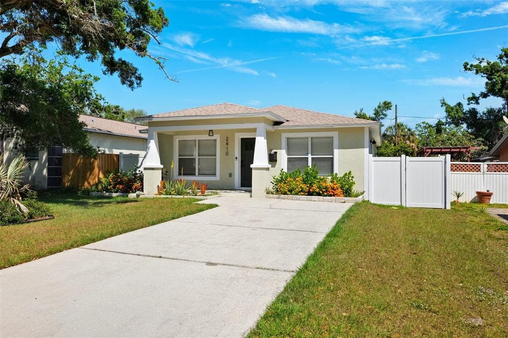 2410 26TH STREET S ST PETERSBURG, FL 33712