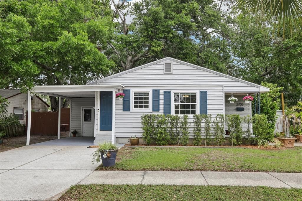 2700 BOCA CIEGA DRIVE N ST PETERSBURG, FL 33710