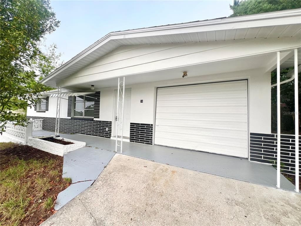 36 S ADAMS STREET BEVERLY HILLS, FL 34465