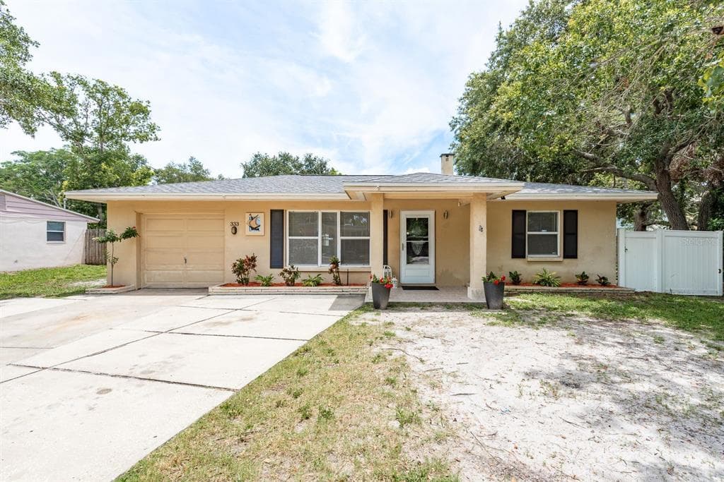 333 ACROPOLIS DRIVE DUNEDIN, FL 34698
