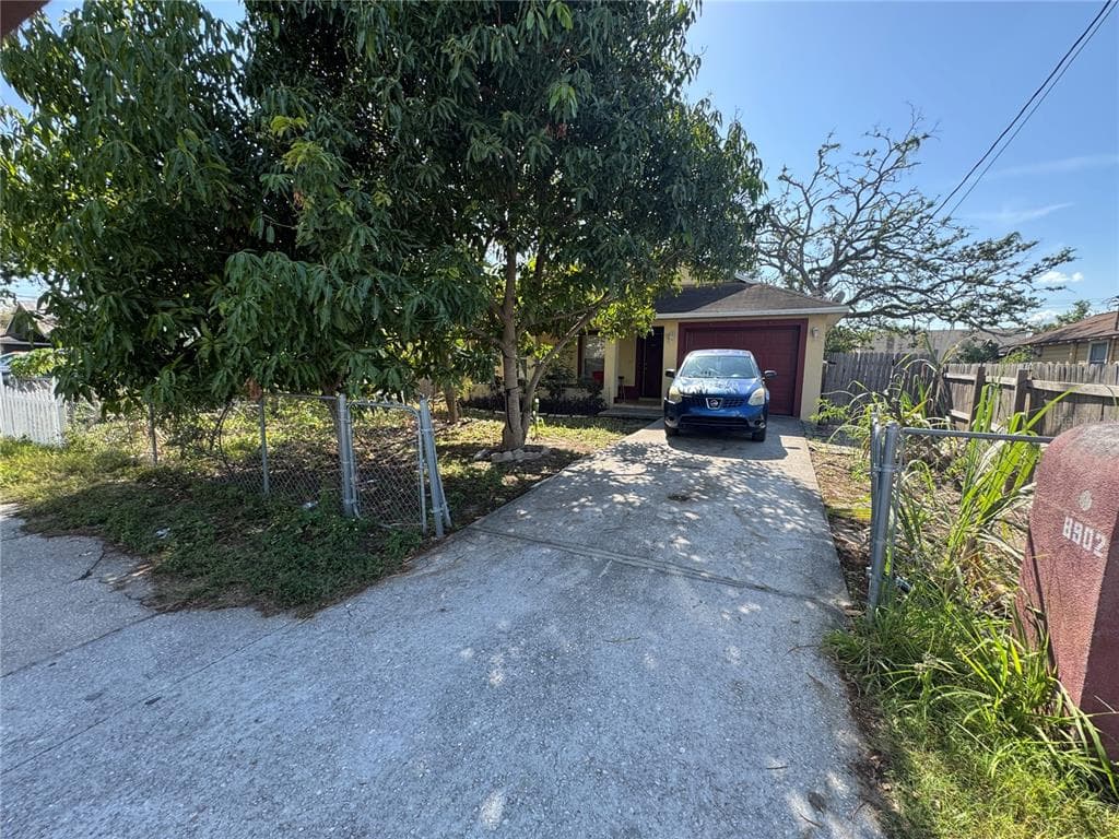 8902 N 13TH STREET TAMPA, FL 33604