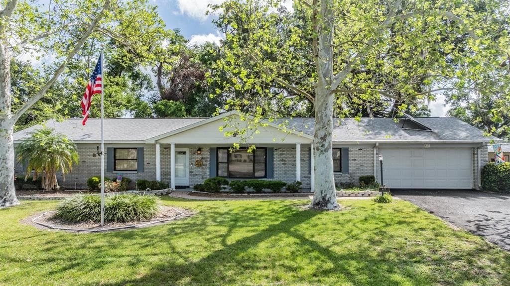 617 LITHIA PINECREST ROAD BRANDON, FL 33511
