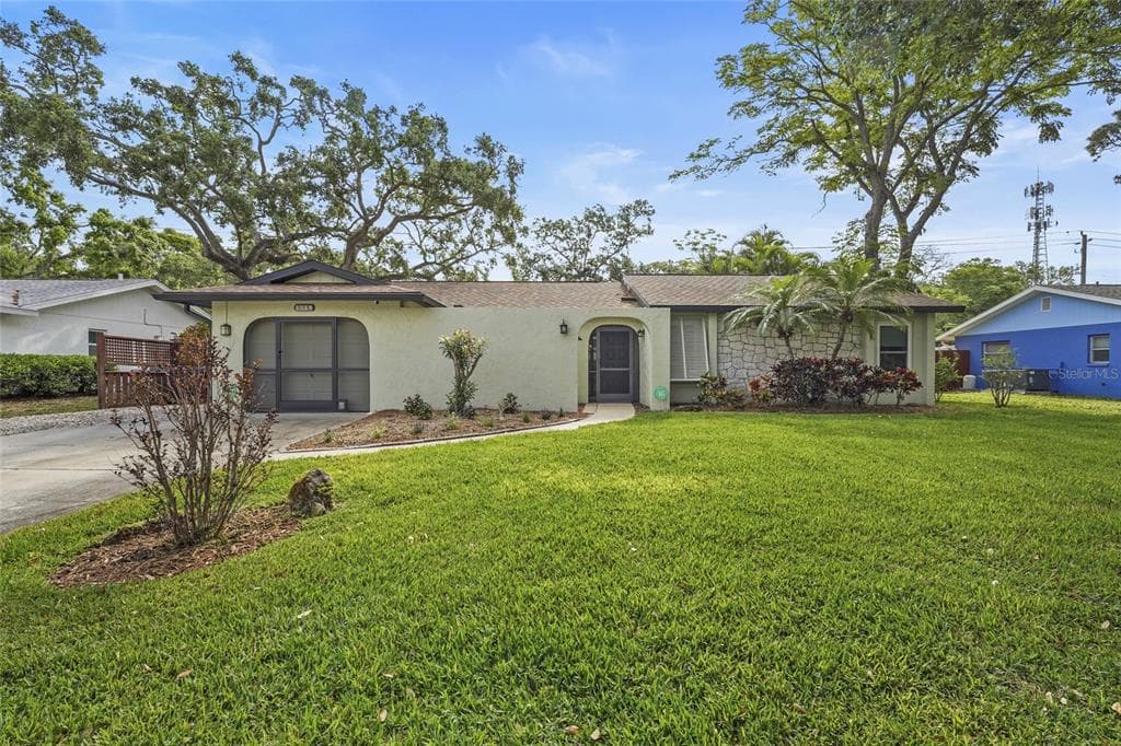 3401 KINGSWOOD DRIVE SARASOTA, FL 34232