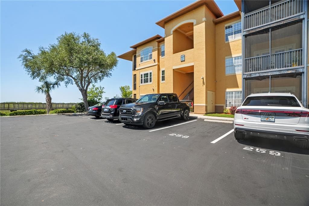 4302 BAYSIDE VILLAGE DRIVE UNIT 102 TAMPA, FL 33615