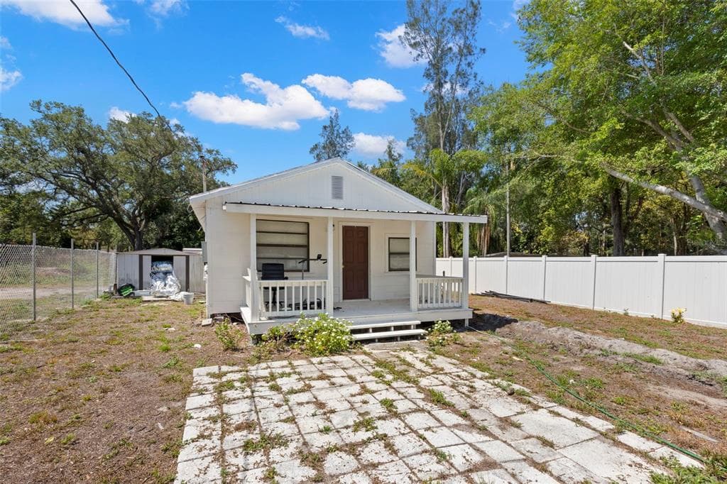 3310 70TH AVENUE N ST PETERSBURG, FL 33702