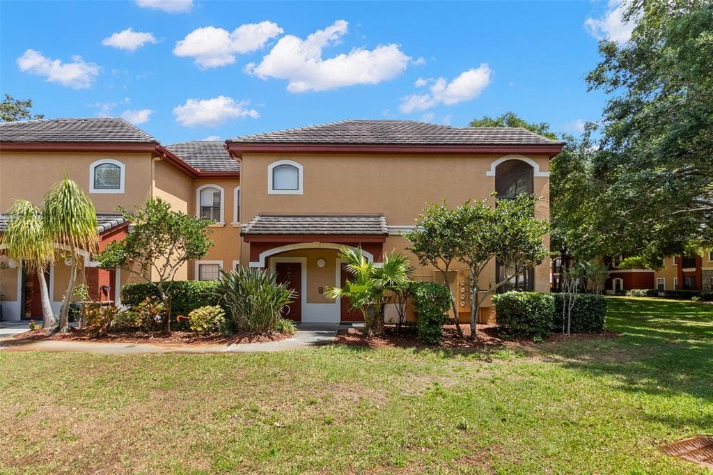 2200 TUSCANY TRACE UNIT 15 PALM HARBOR, FL 34683