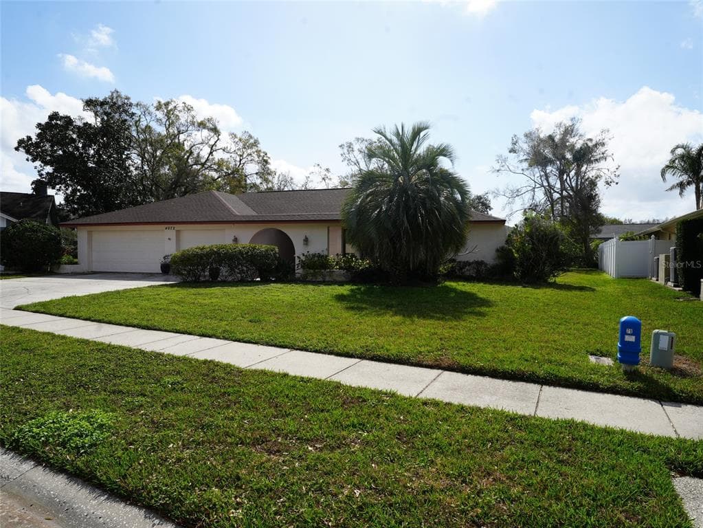 4072 BELMOOR DRIVE