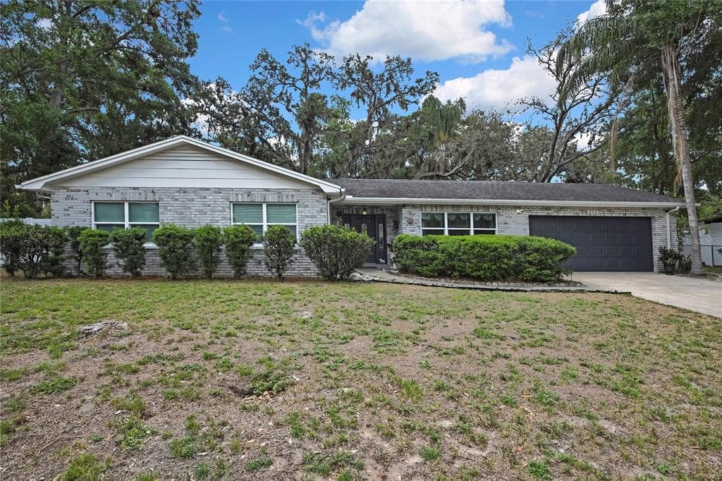 215 DEER PARK AVENUE
