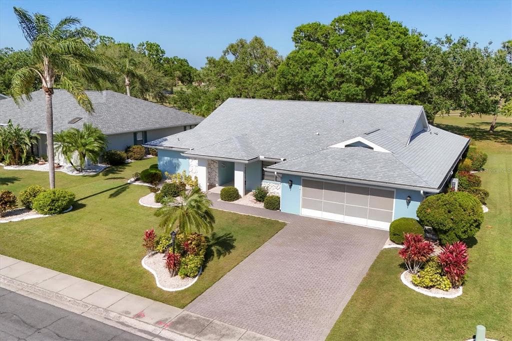 1909 E VIEW DRIVE SUN CITY CENTER, FL 33573