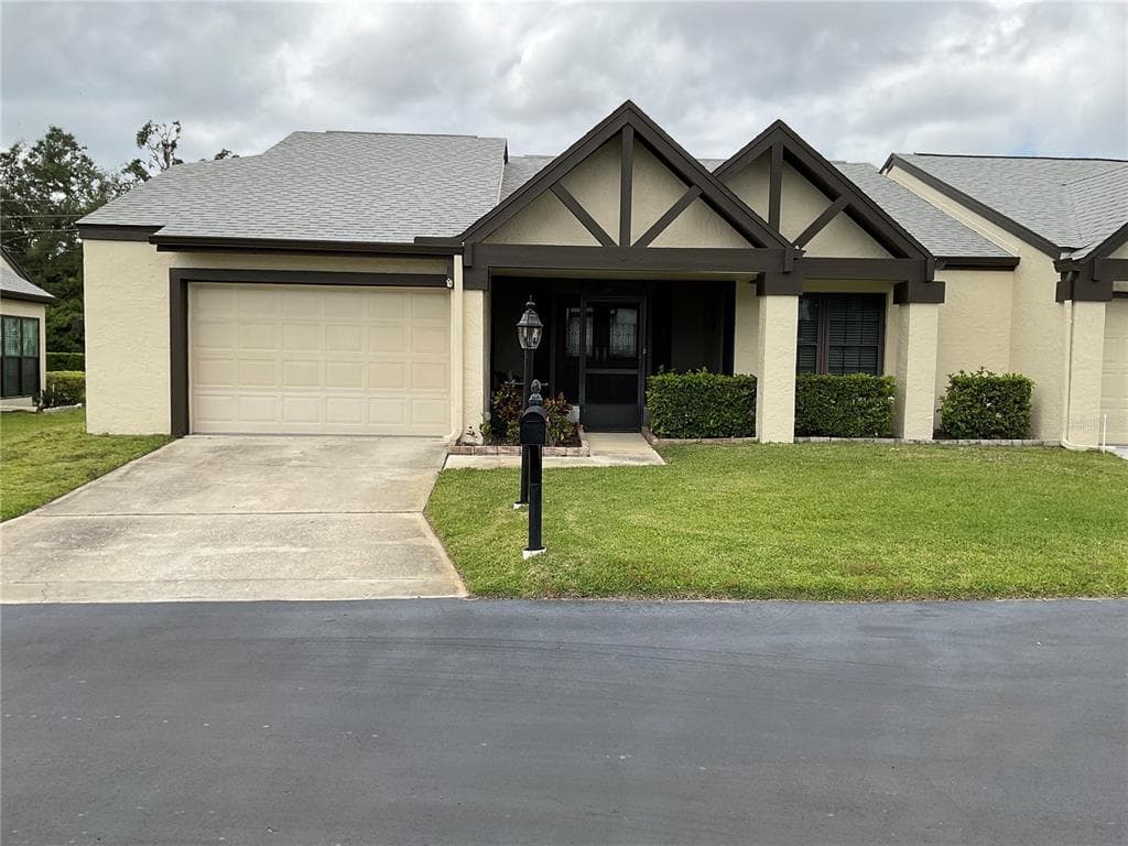 916 ROSEWOOD LANE PALM HARBOR, FL 34684