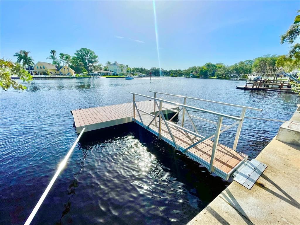 7420 ASTOR DRIVE NEW PORT RICHEY, FL 34652