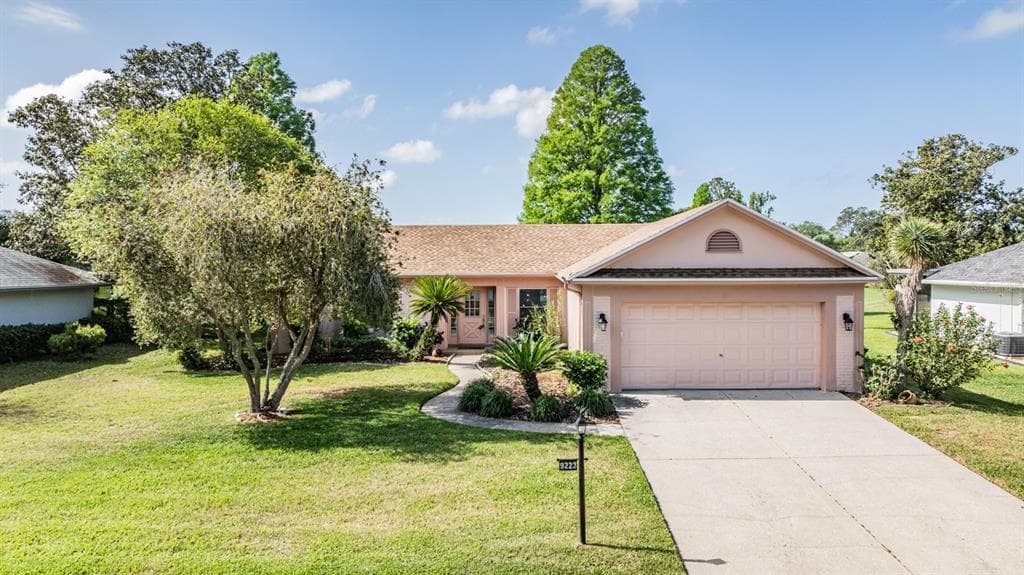 9223 PEBBLE CREEK DRIVE TAMPA, FL 33647