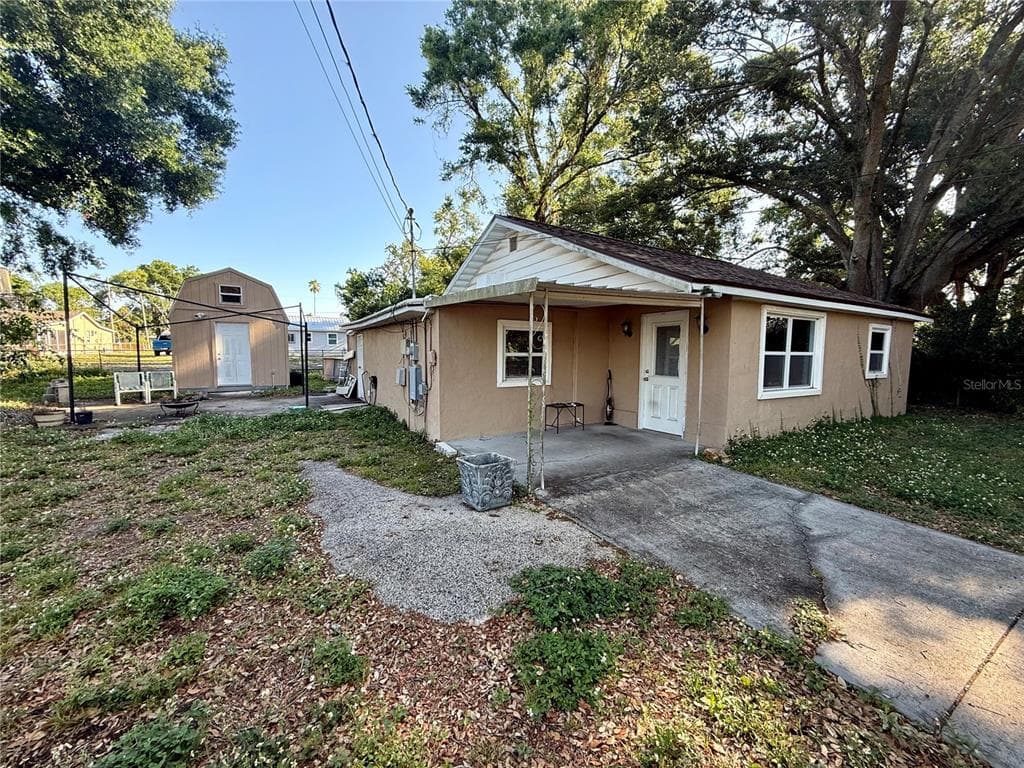 501 HIGHLAND AVENUE SEFFNER, FL 33584