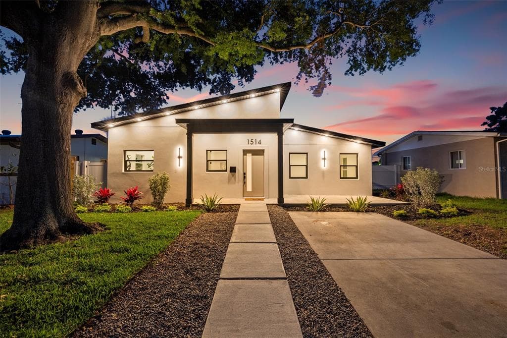 1514 55TH AVENUE N ST PETERSBURG, FL 33703