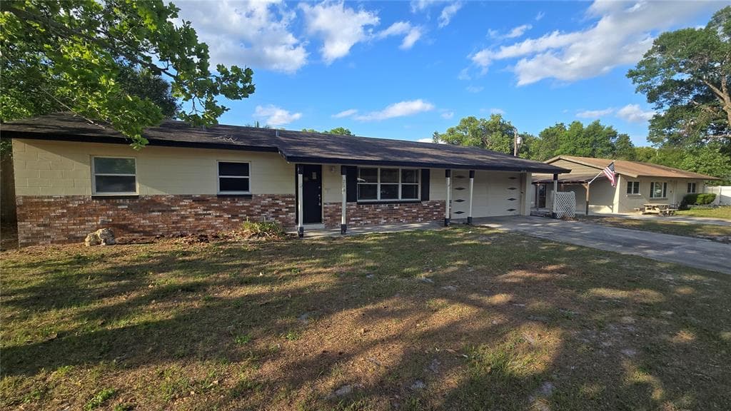 216 TANGELO AVENUE CASSELBERRY, FL 32730