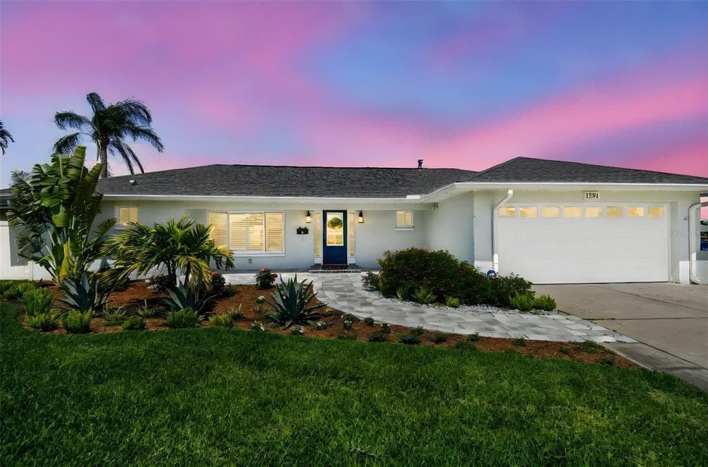 1391 50TH AVENUE NE ST PETERSBURG, FL 33703