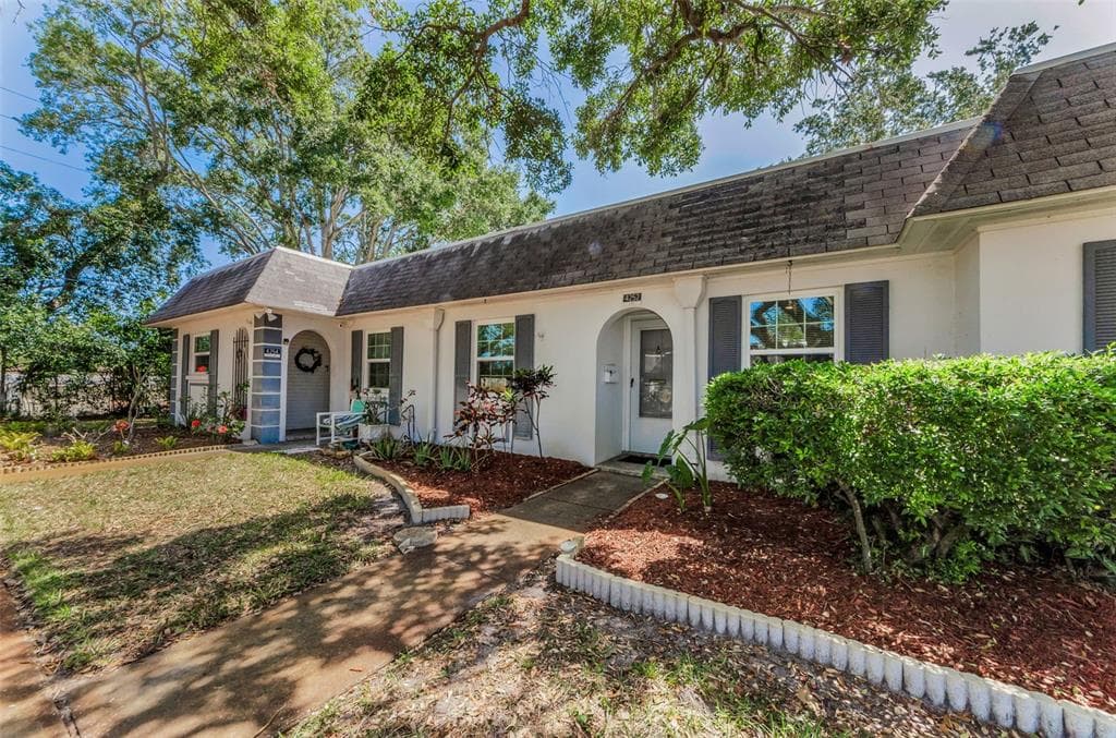 4252 SHELDON PLACE UNIT 4252 NEW PORT RICHEY, FL 34652