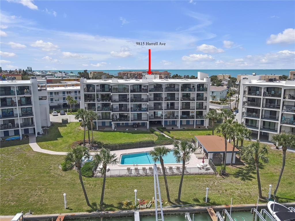 9815 HARRELL AVENUE UNIT 502 TREASURE ISLAND, FL 33706