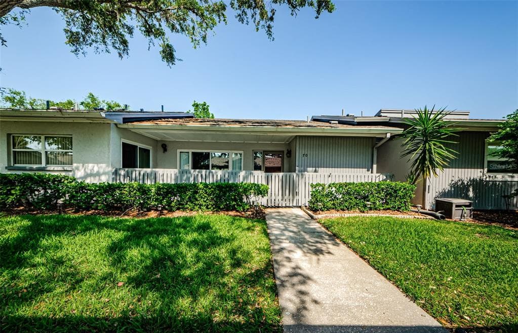 70 ASHLEY LANE OLDSMAR, FL 34677
