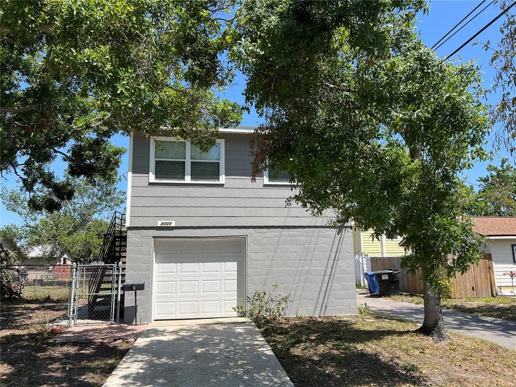 2727 17TH STREET N ST PETERSBURG, FL 33713
