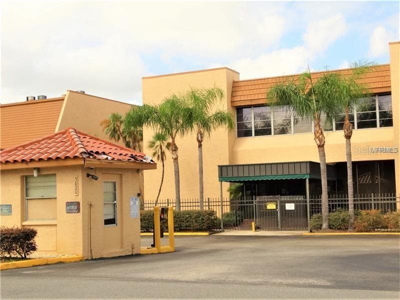 5820 N CHURCH AVENUE UNIT 212 TAMPA, FL 33614