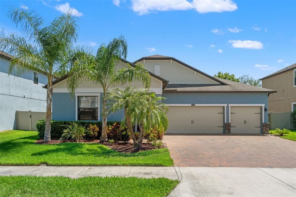 2835 HILLIARD DRIVE