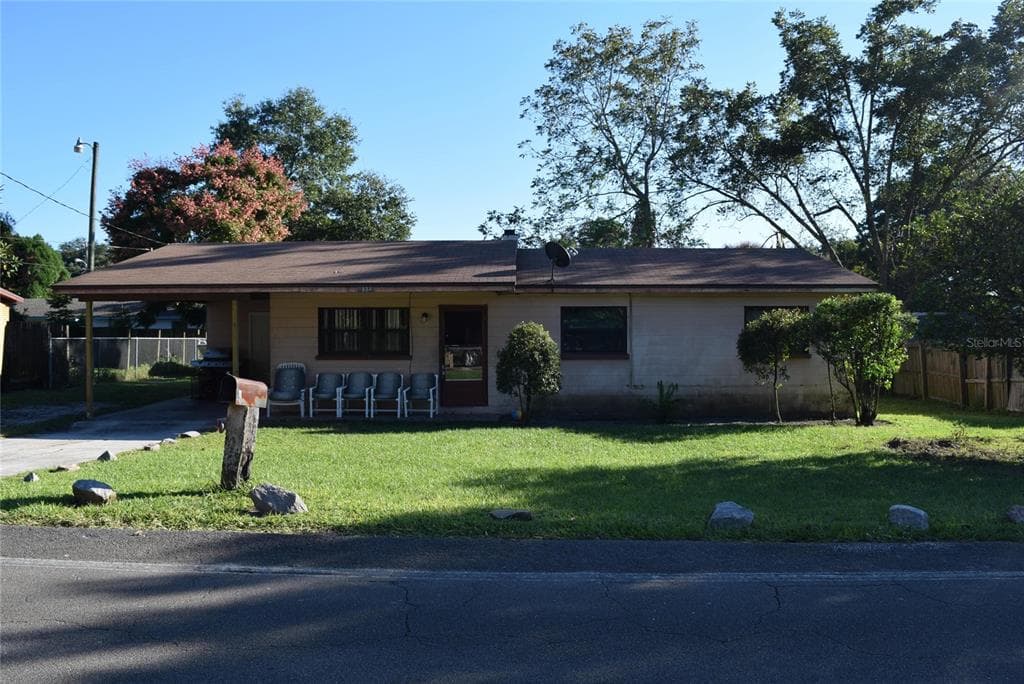 1824 KENDRICK LANE LAKELAND, FL 33805