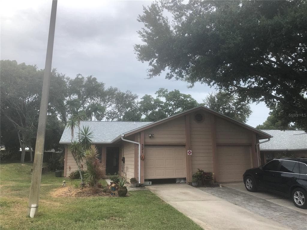 39650 US HIGHWAY 19 N UNIT 321 TARPON SPRINGS, FL 34689