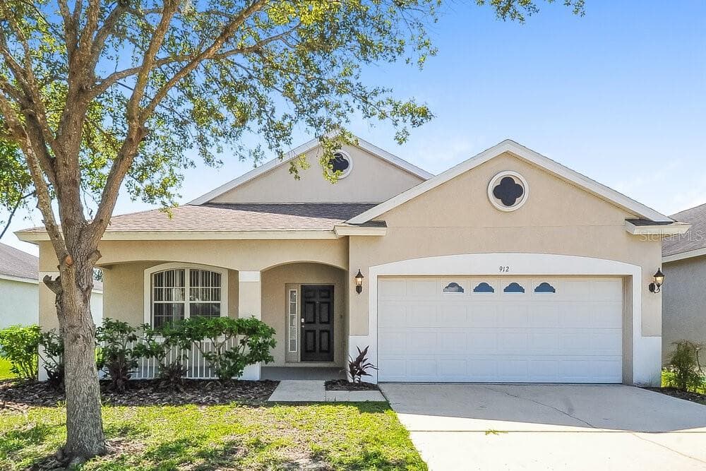 912 15TH STREET NE RUSKIN, FL 33570