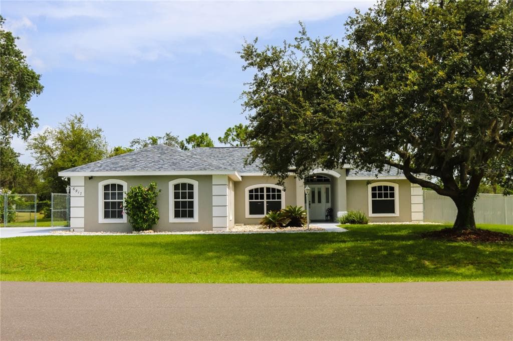 6917 SPUMONI STREET SEBRING, FL 33872