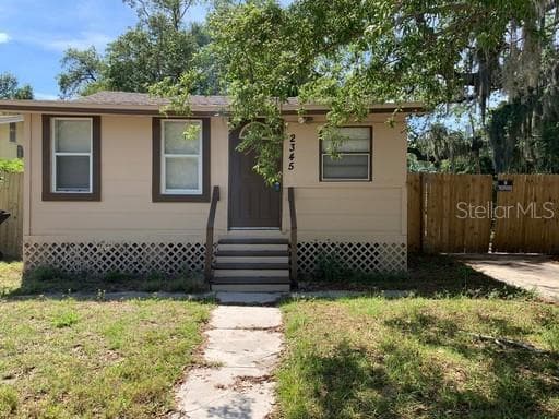 2345 KINGSTON STREET S ST PETERSBURG, FL 33711