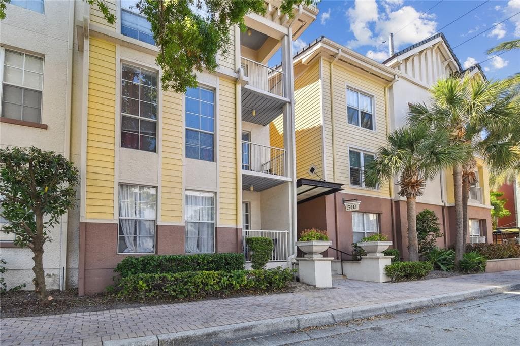 501 S MOODY AVENUE UNIT 1139C TAMPA, FL 33609