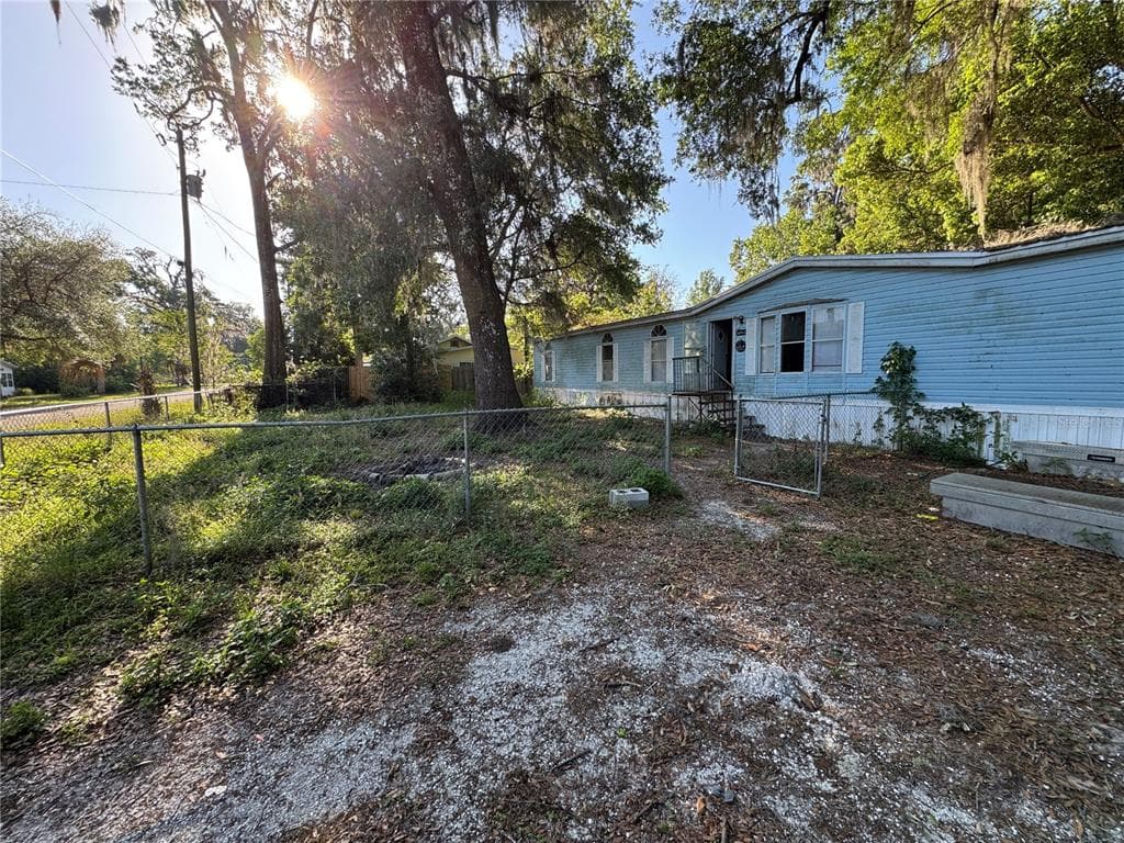 28492 SENTINEL STREET NOBLETON, FL 34661