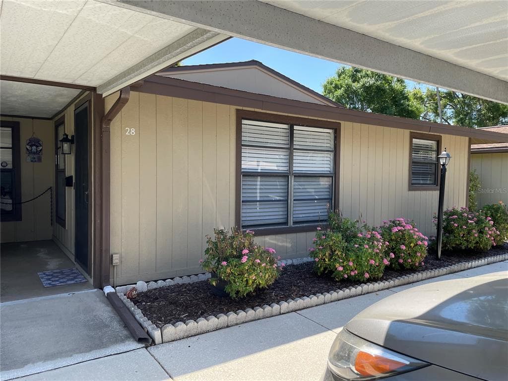 1980 TAHITIAN PLACE UNIT 28 DUNEDIN, FL 34698