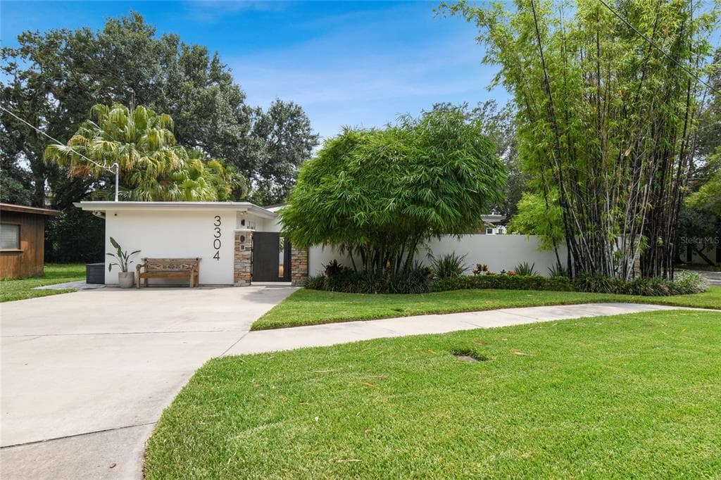 3304 W EL PRADO BOULEVARD TAMPA, FL 33629