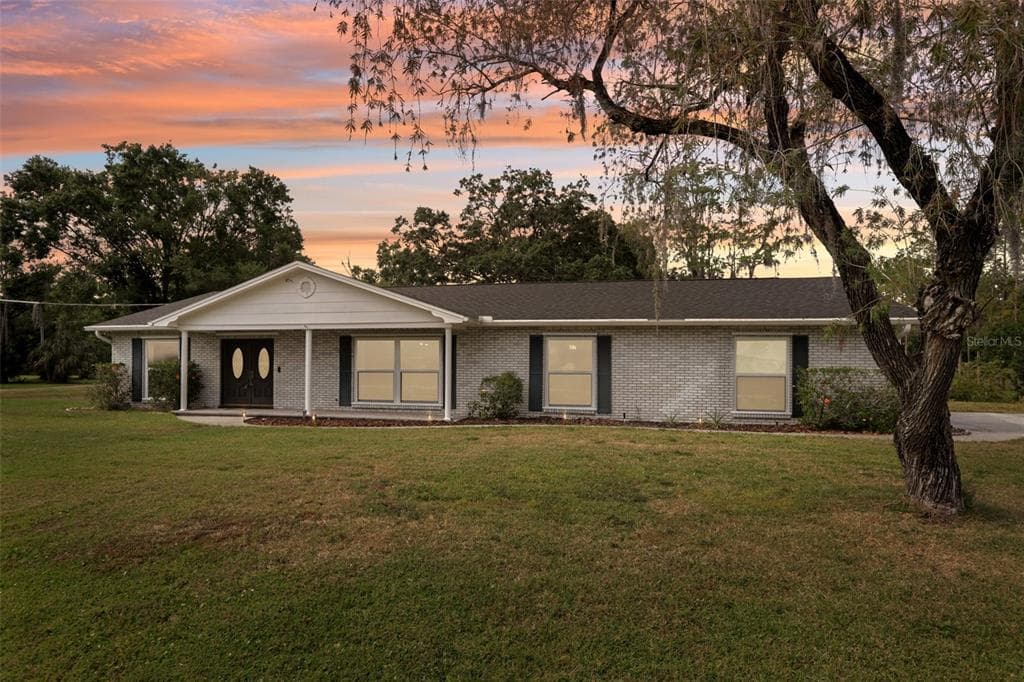 1226 DEBUEL ROAD LUTZ, FL 33549