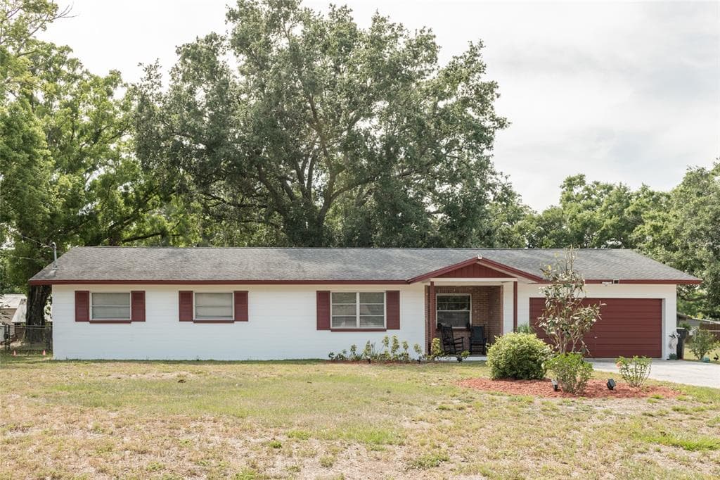 12213 FLORAL LN THONOTOSASSA, FL 33592