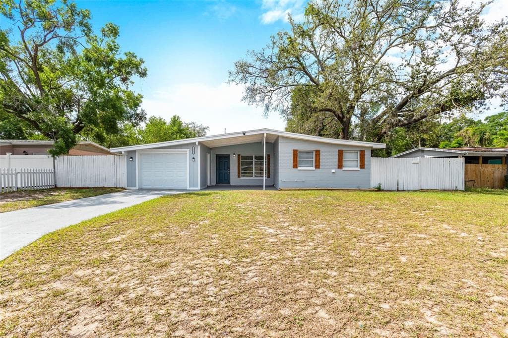 1807 MARVY AVENUE TAMPA, FL 33612