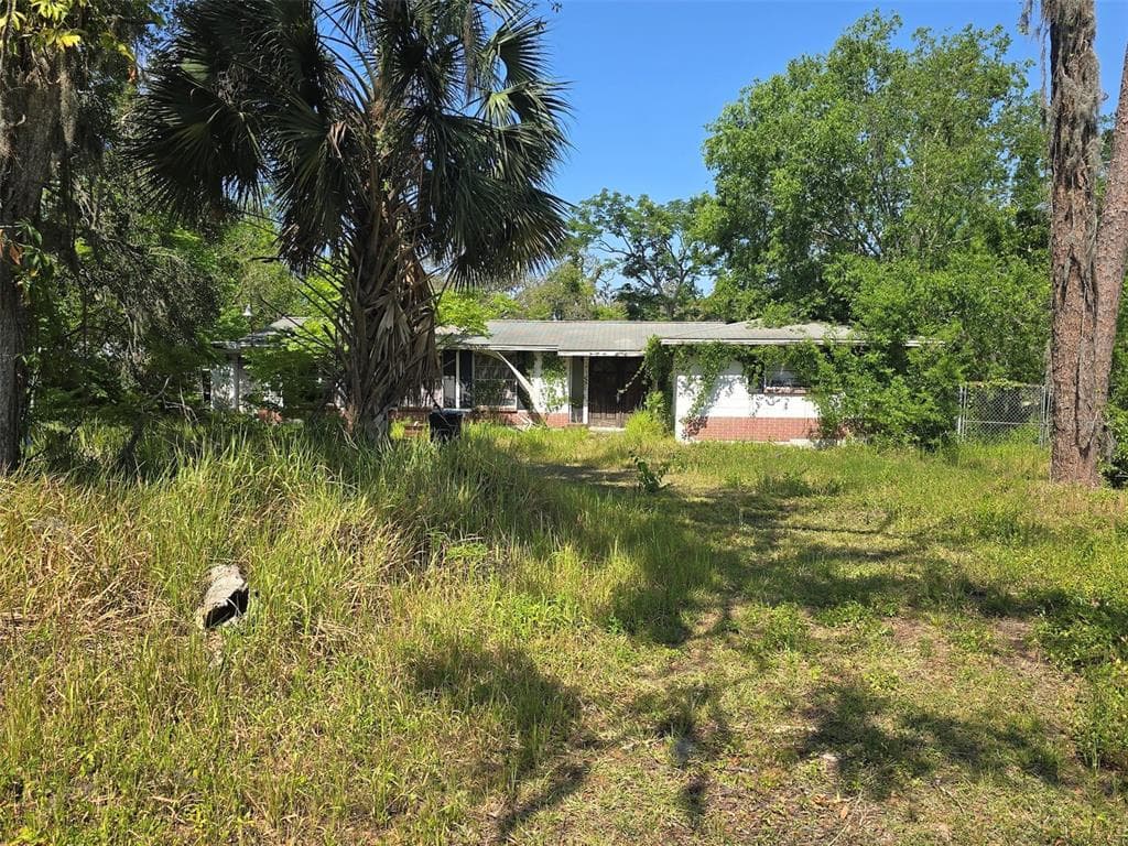 5308 N FALKENBURG ROAD