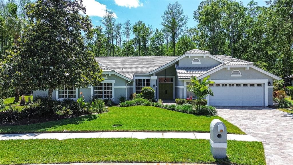 30 GREENHAVEN TRAIL