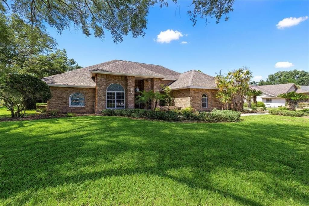 888 ROYAL BIRKDALE DRIVE TARPON SPRINGS, FL 34688